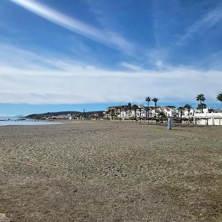 Ground Floor 2 Bed La Duquesa With 5 Pools And Large Terrace Apartment