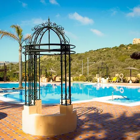 Ground Floor 2 Bed La Duquesa With 5 Pools And Large Terrace *